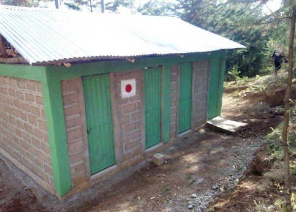 ホープが建設するトイレ
