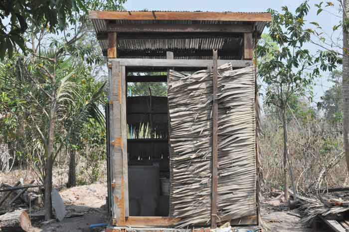 Enclosed HOPE latrine in Cambodia