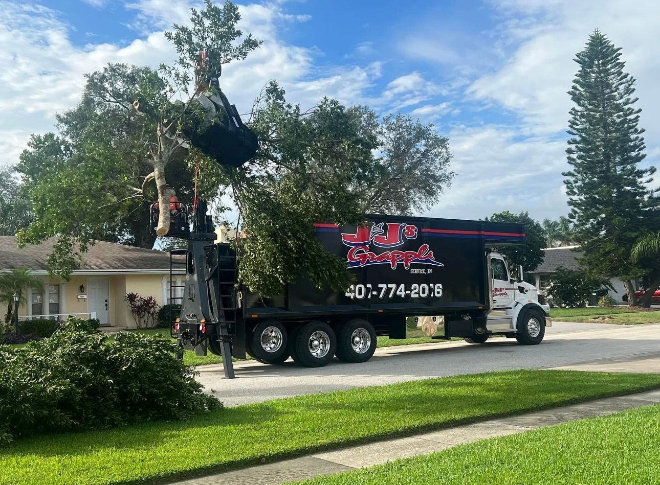 Grapple Truck Service Ocoee FL