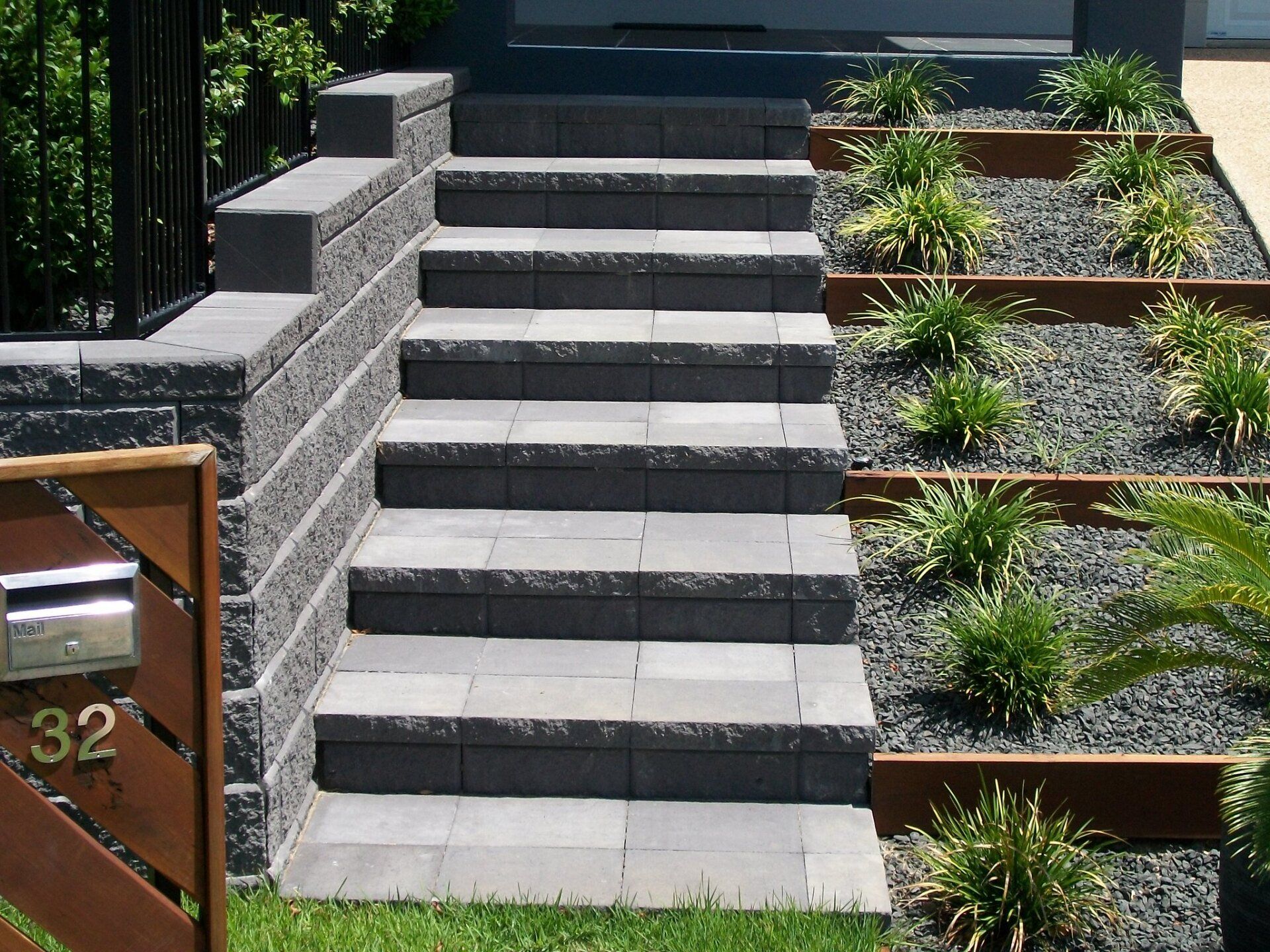 Garden Paths — Adelaide, SA — Playford Pavers