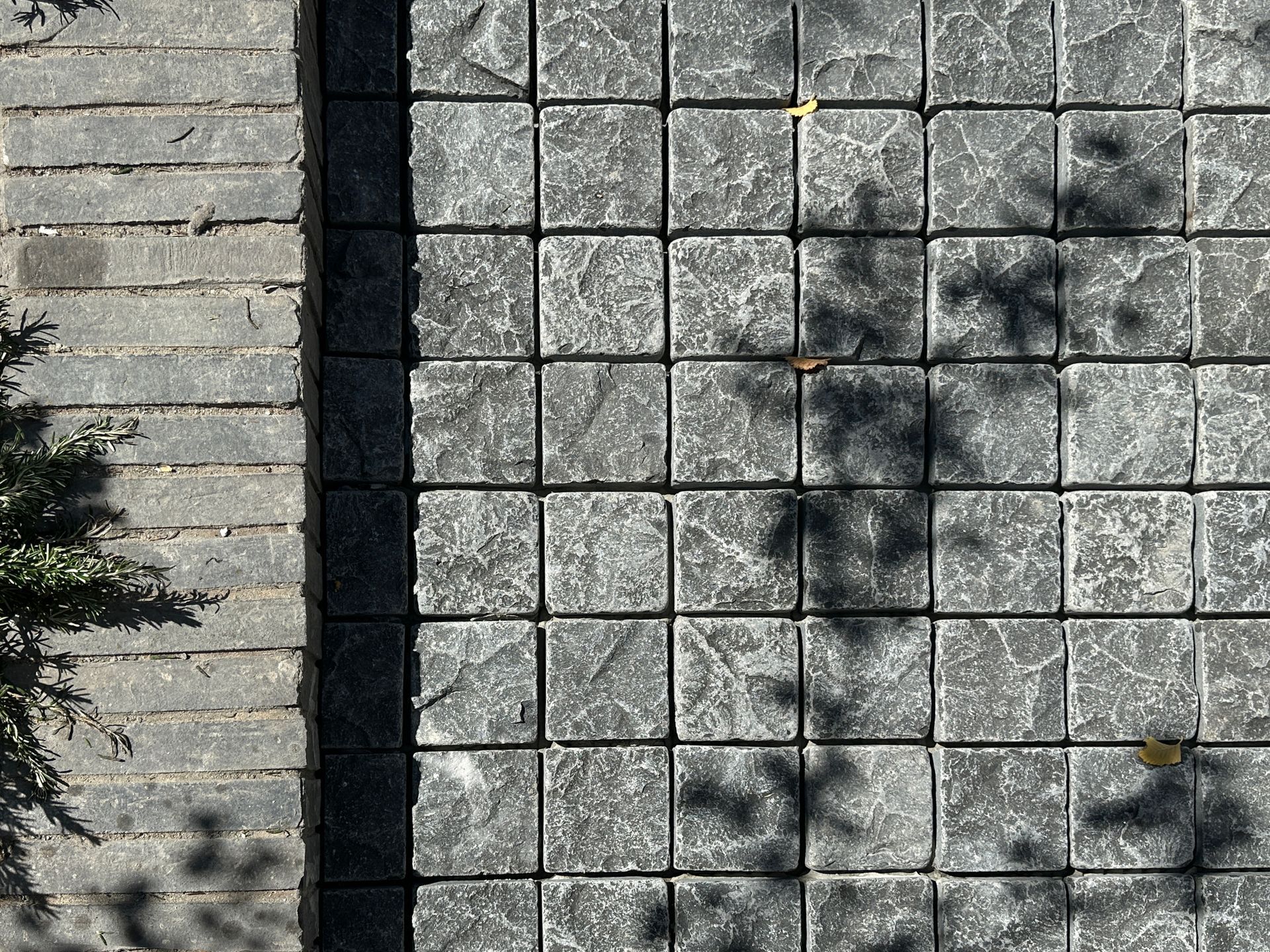 Cobblestones Gallery 03