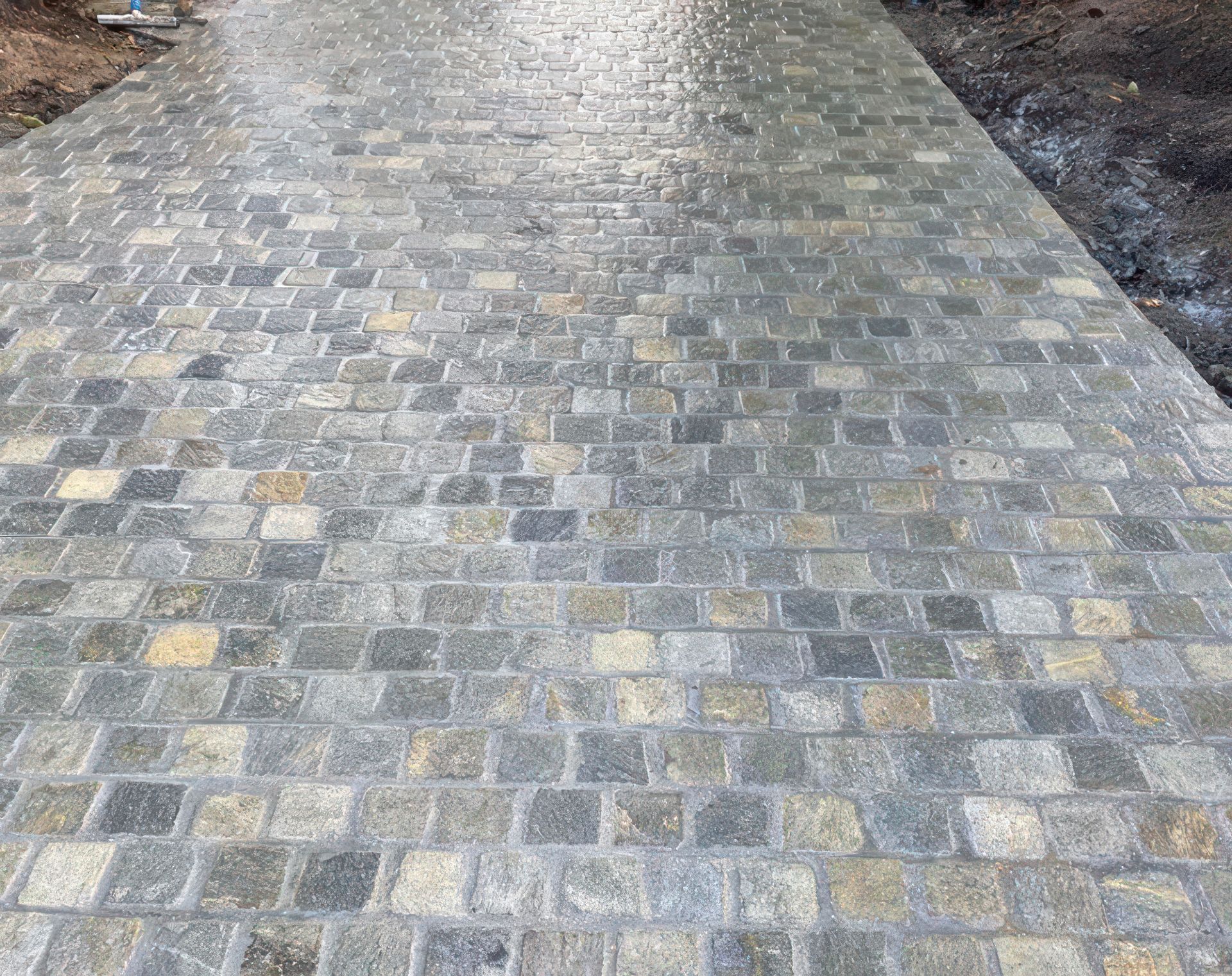 Cobblestones Gallery 07