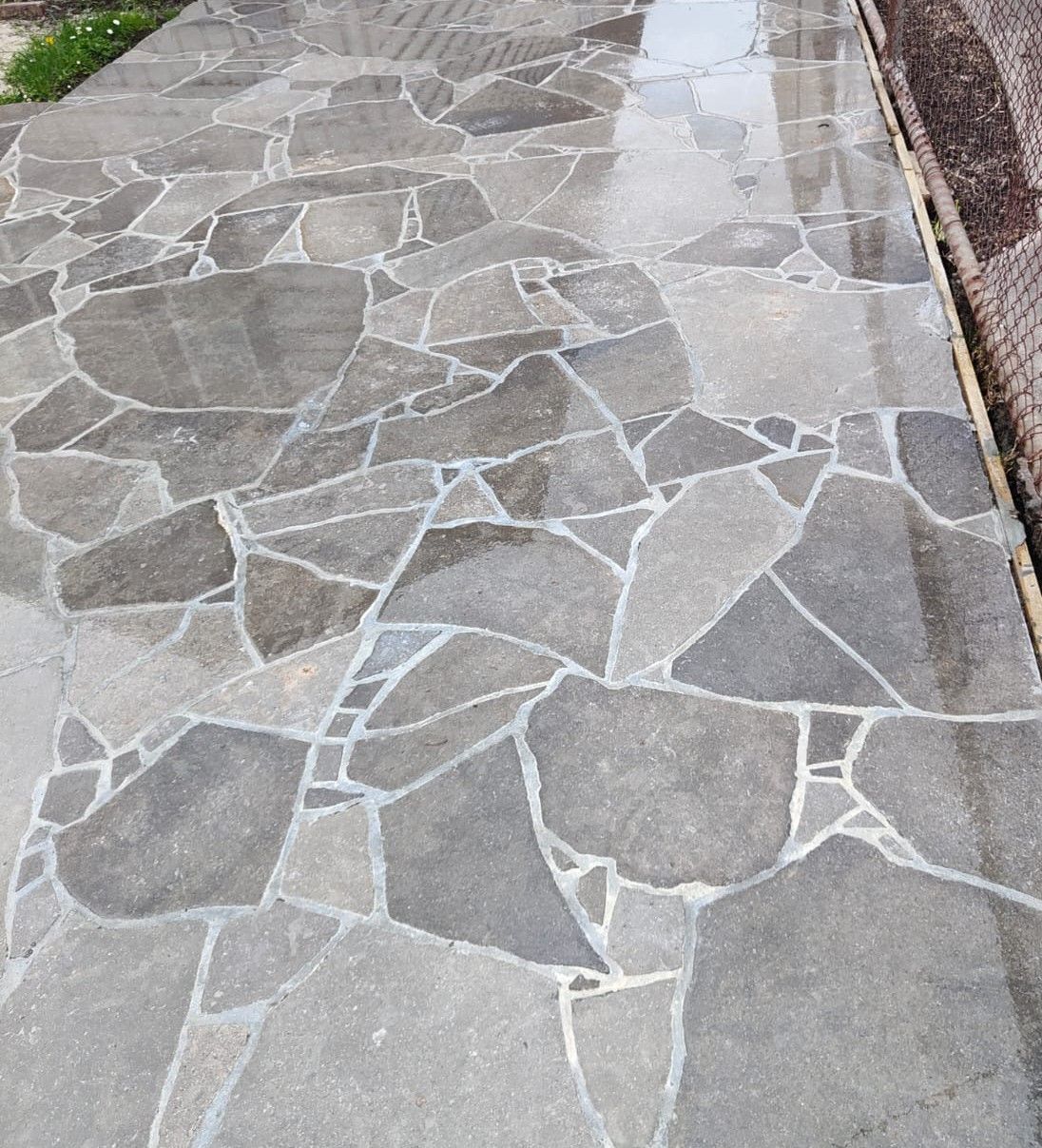 Crazy Paving - Cirrus Brushed Gallery 02