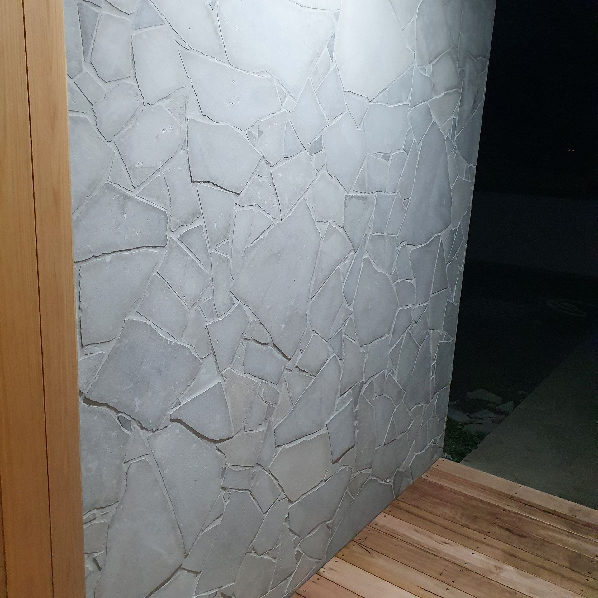 Crazy Paving - Cirrus Sandblasted