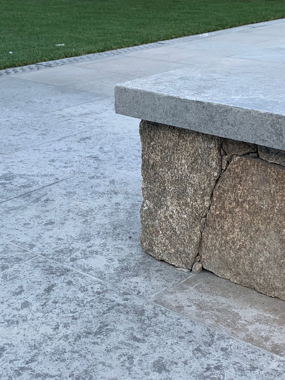 Limestone Gallery 14