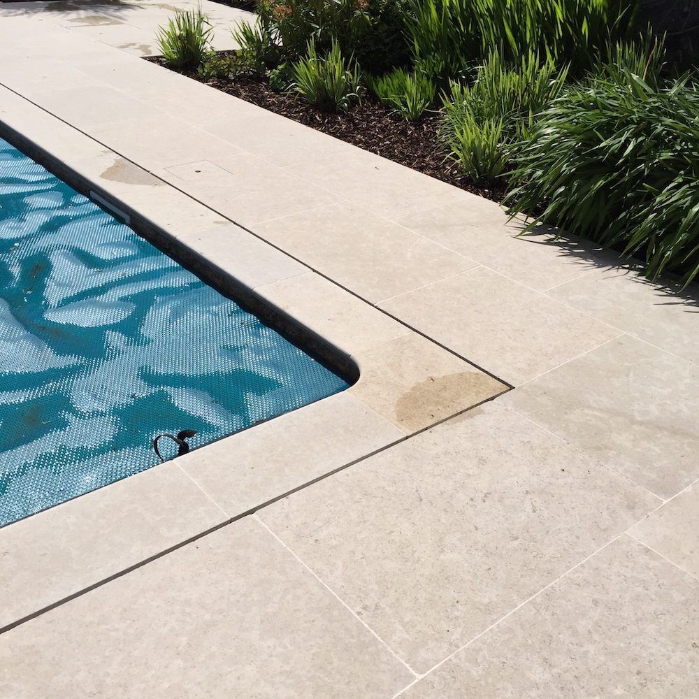 Limestone Gallery 22