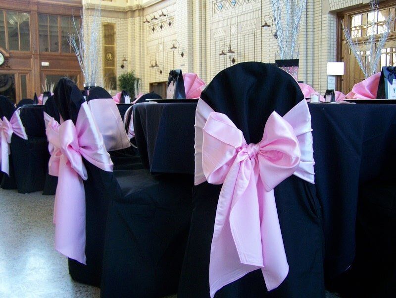 Black and pink linens — Fort Wayne, IN — Goeglein's Catering