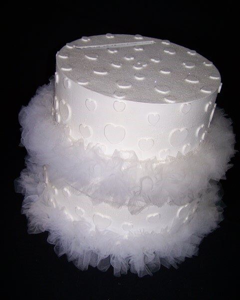 Cake with hearts card box — Fort Wayne, IN — Goeglein's Catering