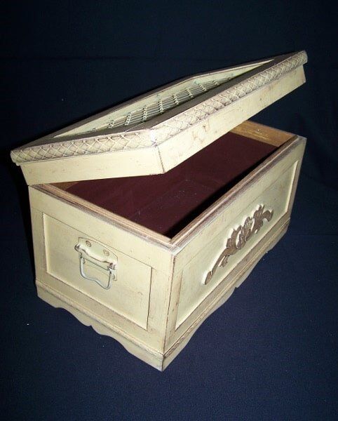 Country style card box — Fort Wayne, IN — Goeglein's Catering