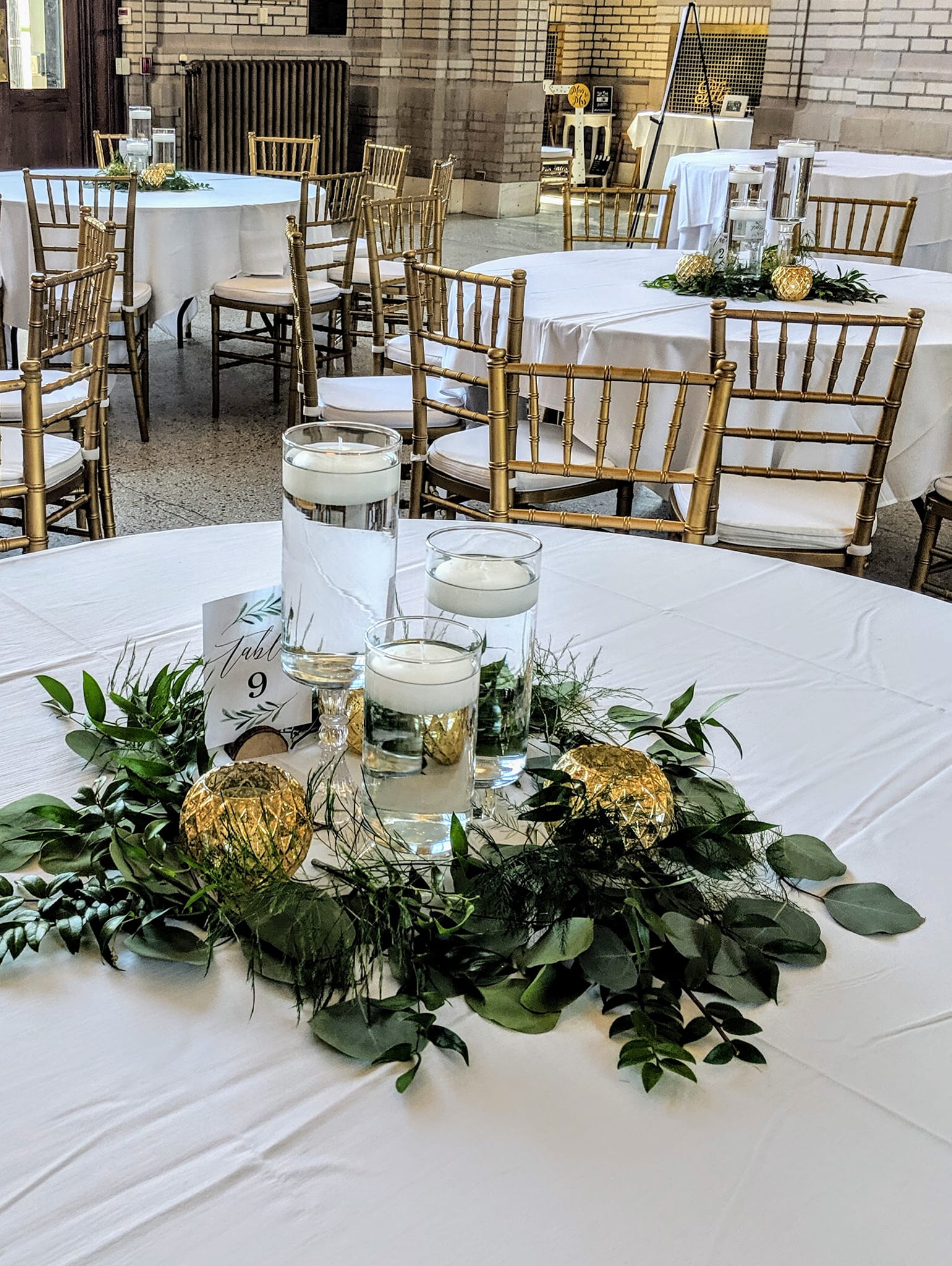 Flower decoration — Fort Wayne, IN — Goeglein's Catering