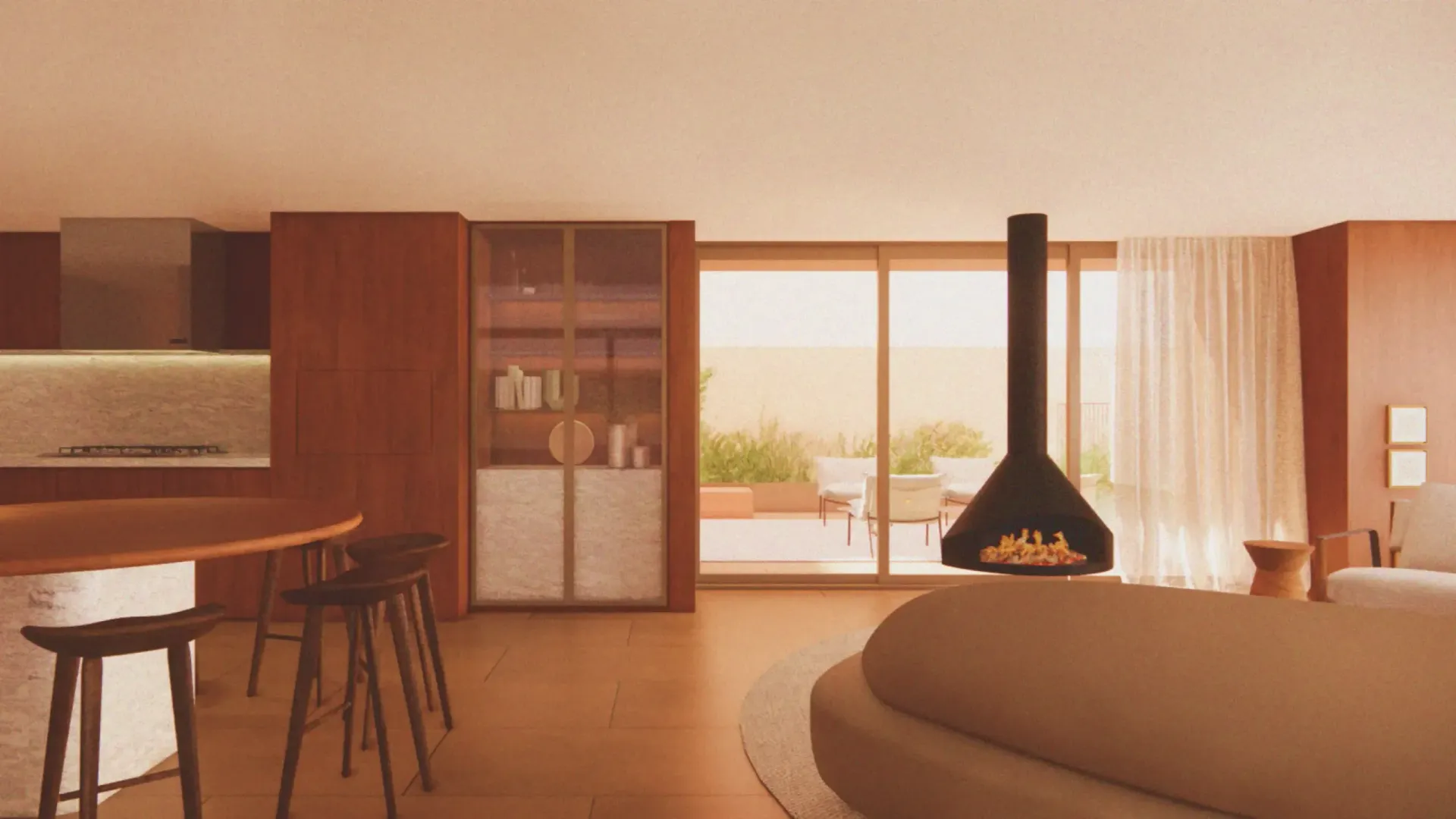 Sala de estar moderna com lareira suspensa, cozinha e pátio, banhada por luz aconchegante.