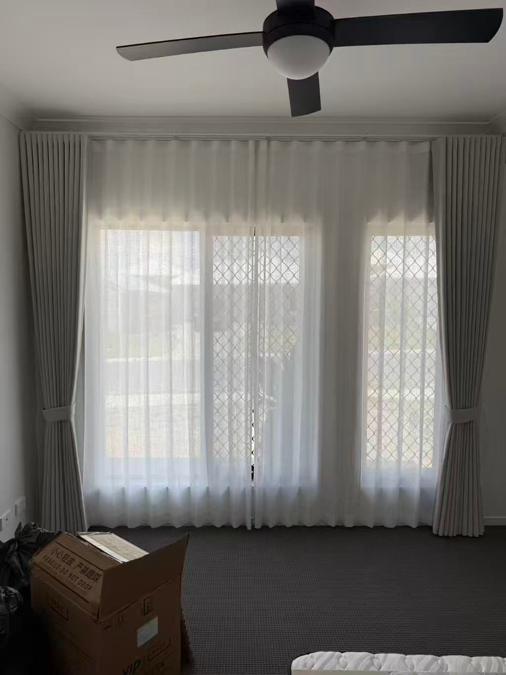 White Sheer Curtains — U Curtains in Acacia Ridge, QLD