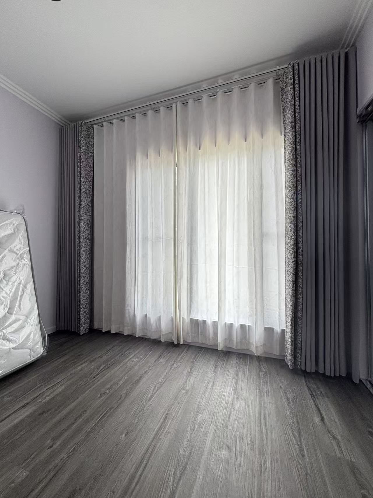 Empty Room With Grey Wood-look Floor — U Curtains in Acacia Ridge, QLD