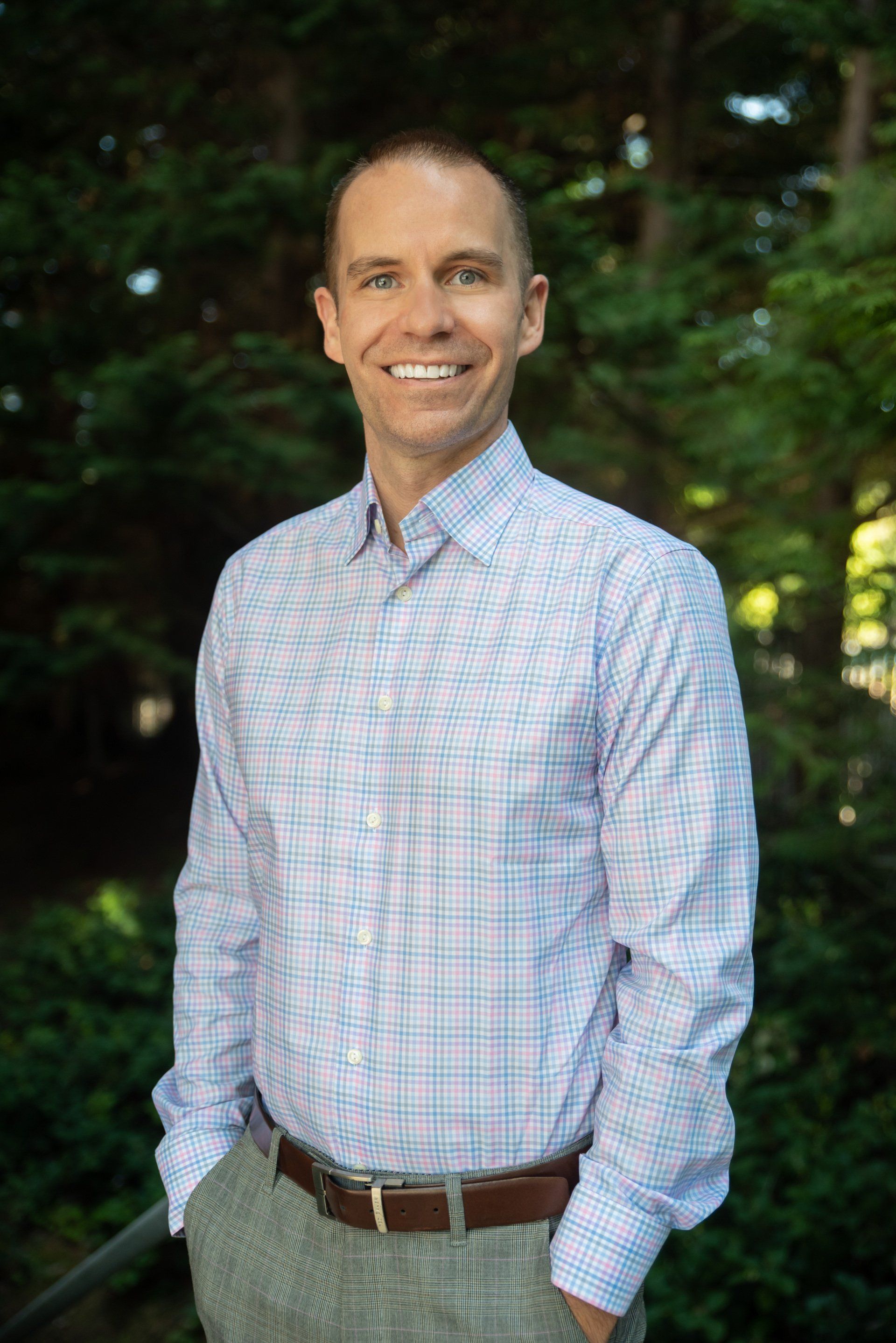 Dr. Stahl, dentist in Bellevue, at his dental office Pineview Aesthetic & Family Dentistry.