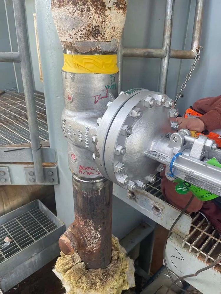 Pipe with a valve attached to it