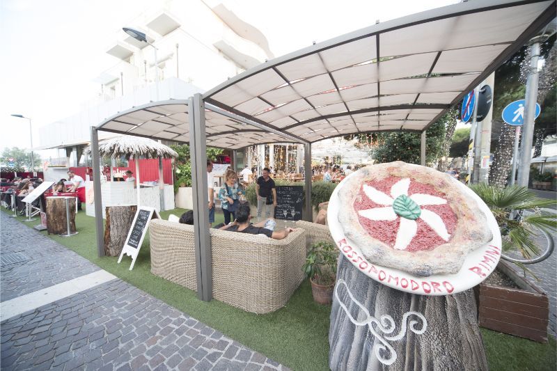 Veduta esterna del locale