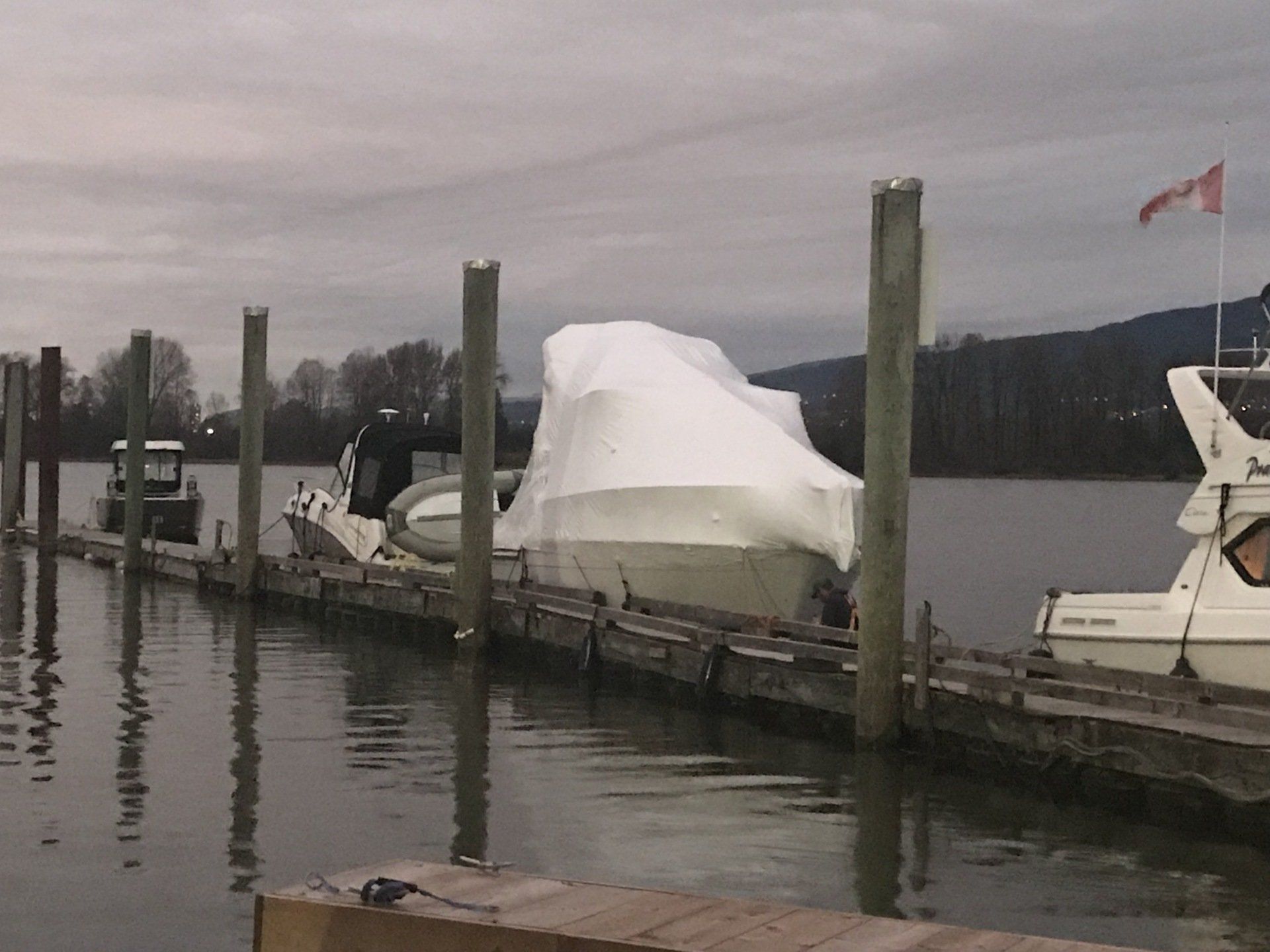  Boat shrink wrap