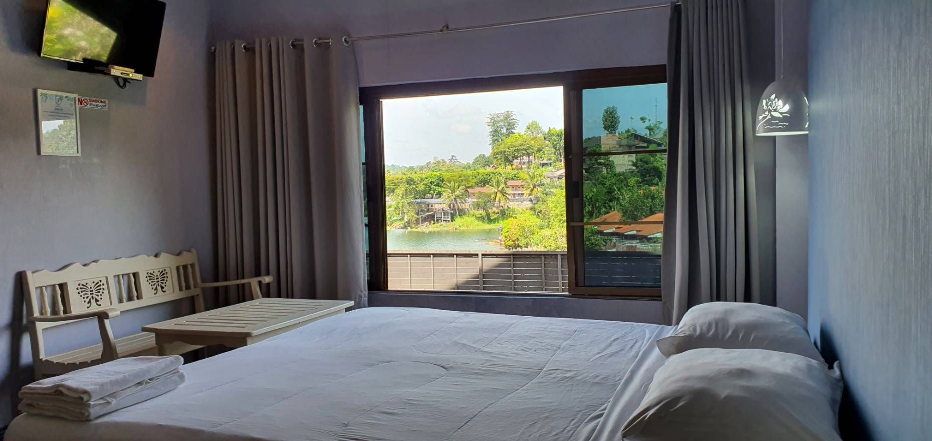 Standard River View พรไพลิน ริเวอร์ไซด์ รีสอร์ท