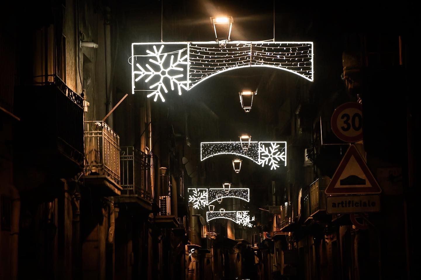 luminarie a forma di archi