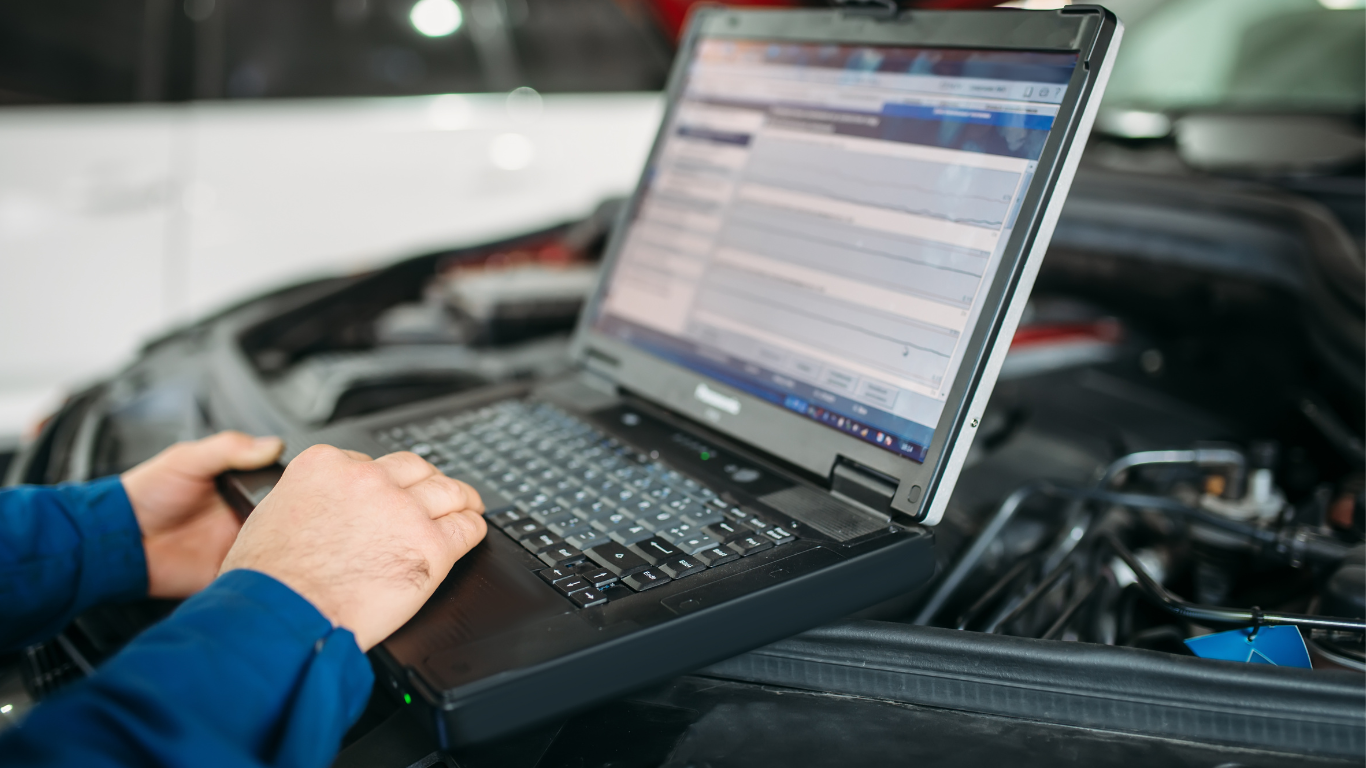 mobile mechanic doing a diagnostic evaluation