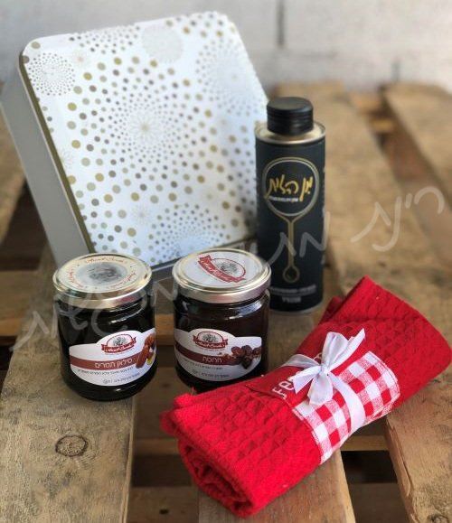 מארז בקופסת פח