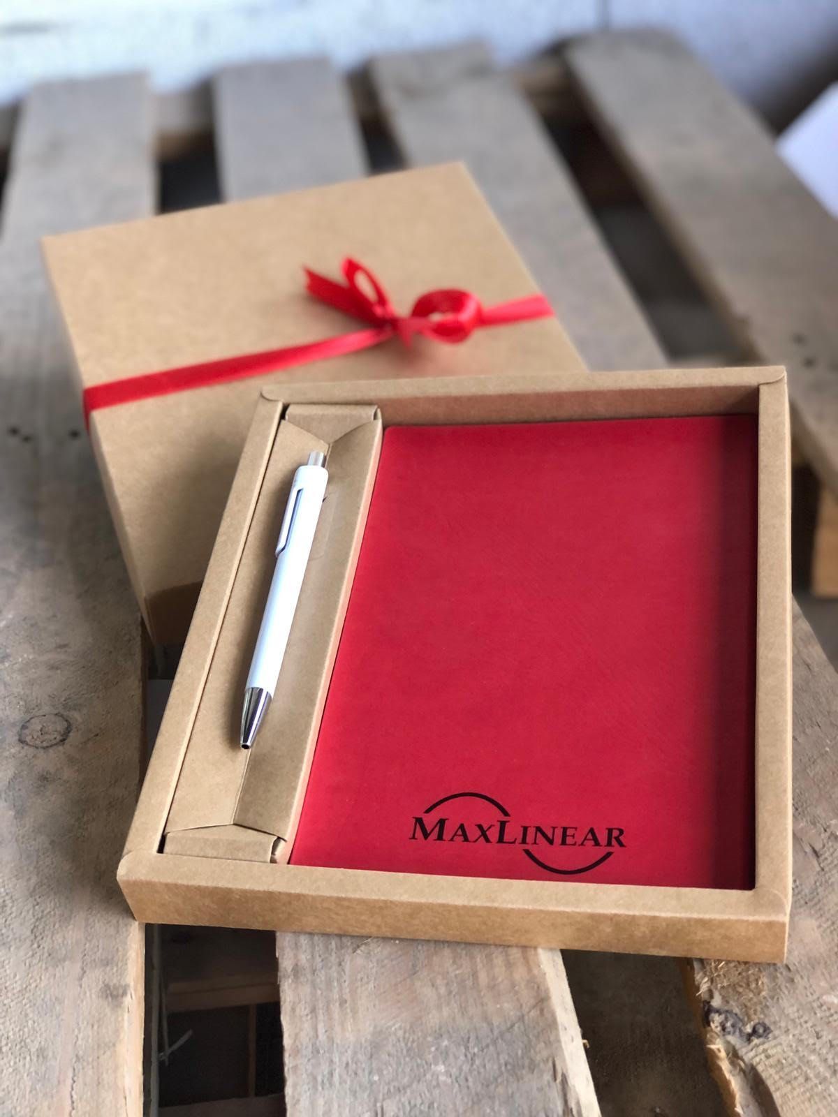 מארז מחברת ועט