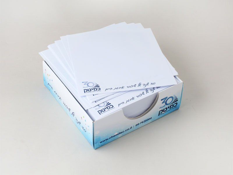 ממו ממותג בקופסא