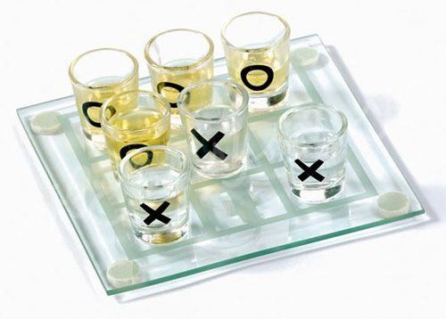 משחק איקס עיגול כוסות שתיה