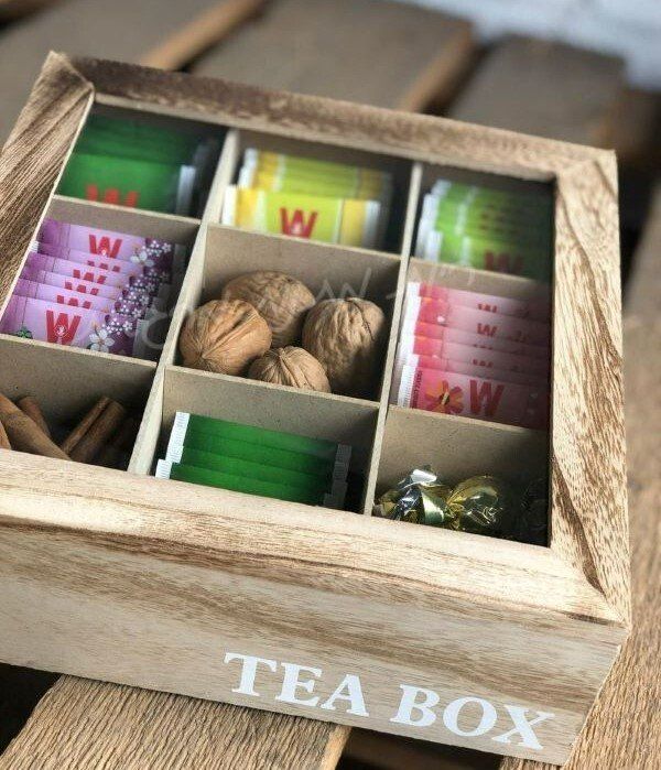 מארז תיונים בקופסת עץ