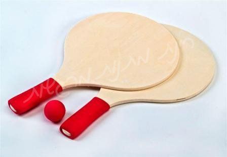 מטקות מעץ עם ידית סופגת