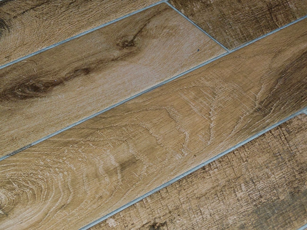 Shortland Waters Gold Club Tiles