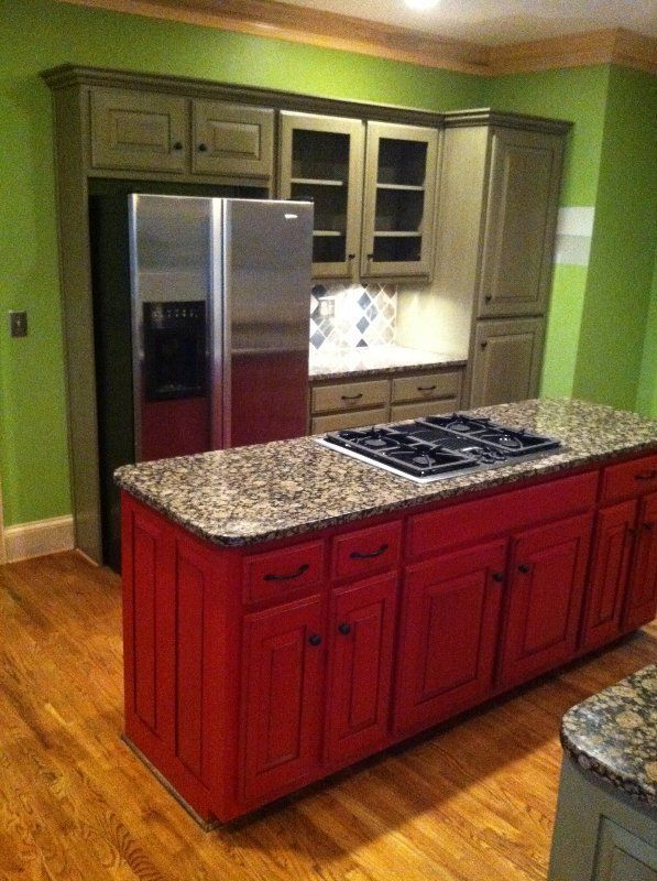 Small Kitchen — Tucker, GA — Atlanta Kitchen Refinishers Inc.