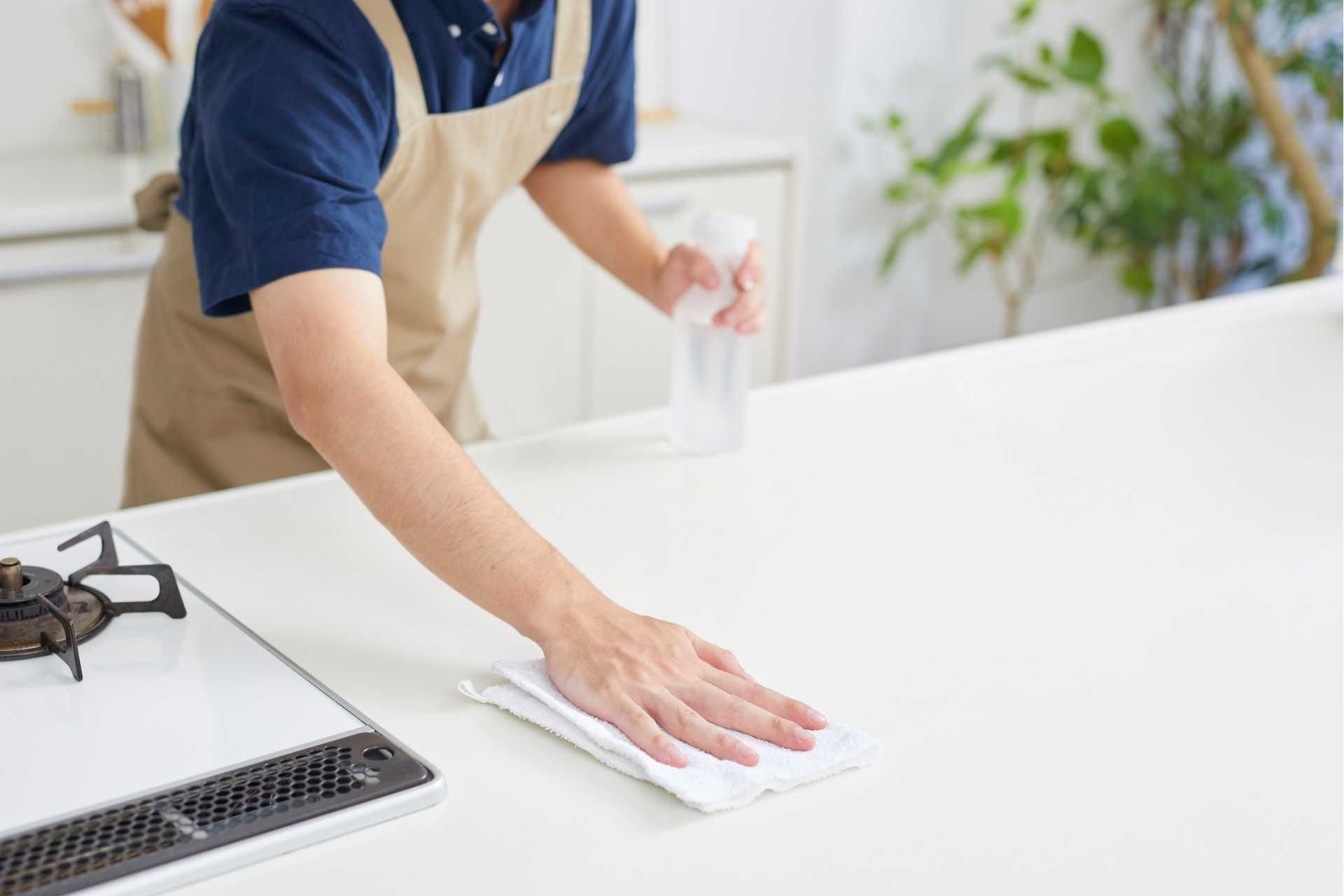 Cleaning Hacks for Busy Kitchens