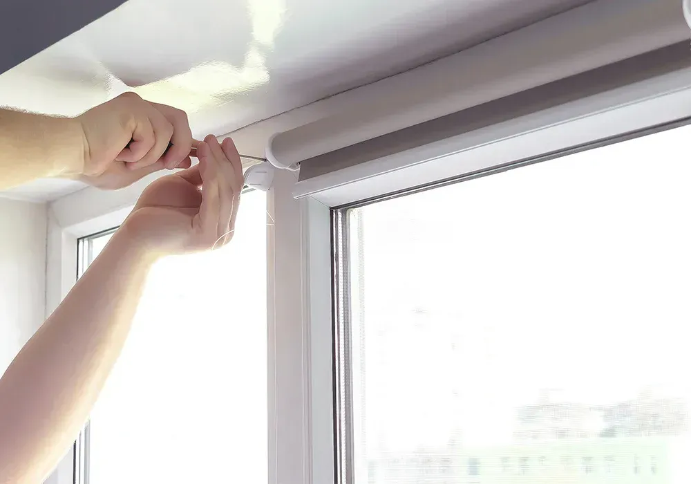 How to Install Solar Blinds: Inside vs Outside Mount
