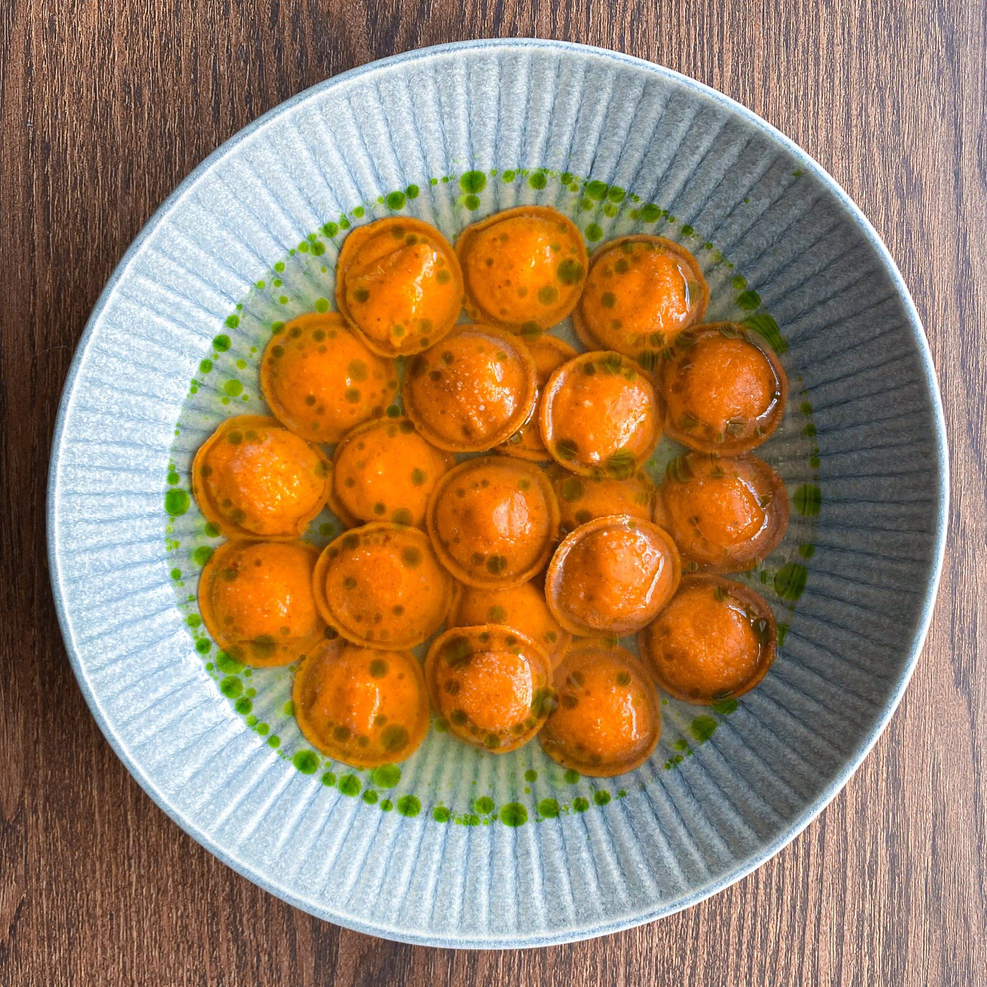 bottoni pasta broth