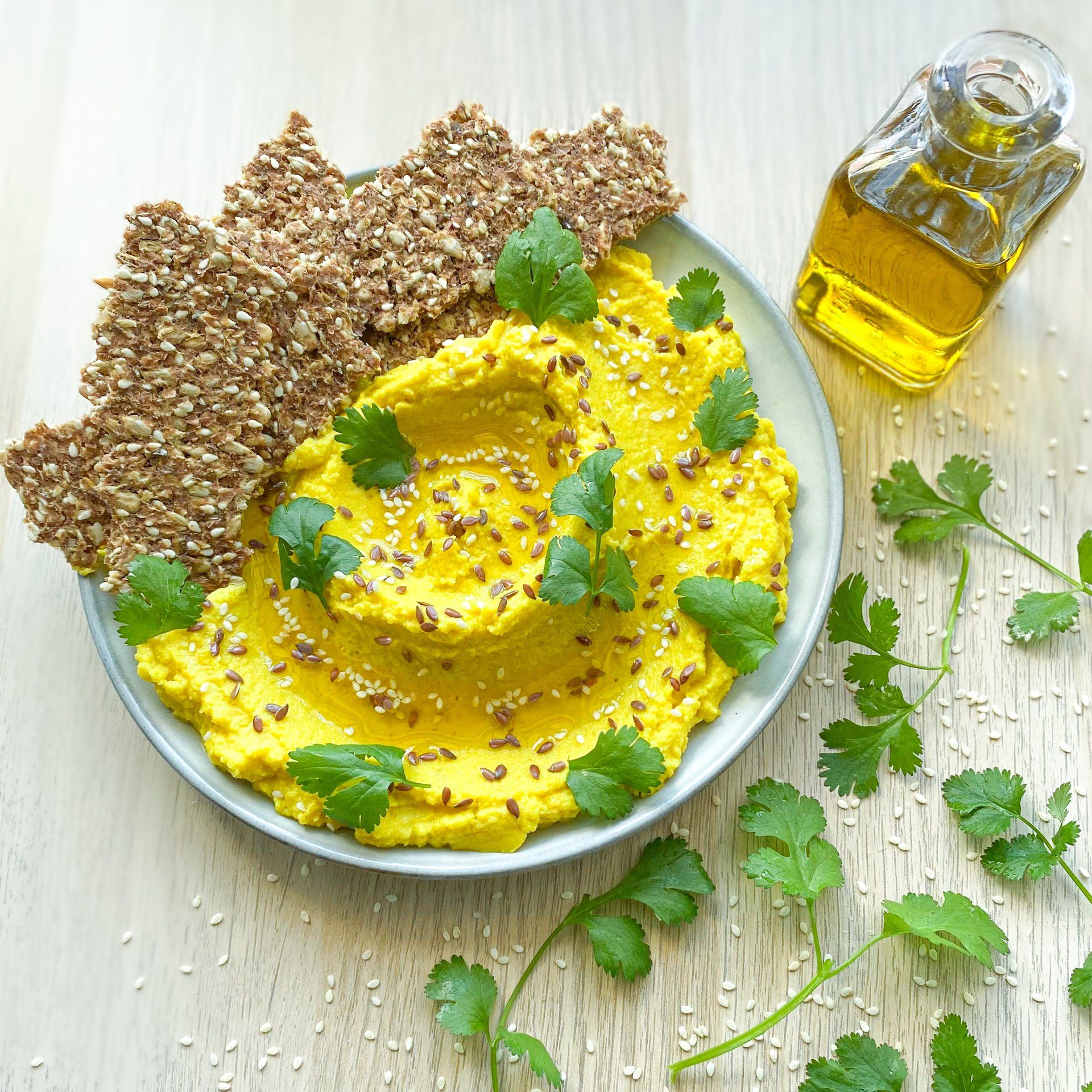 hummus coriander oil