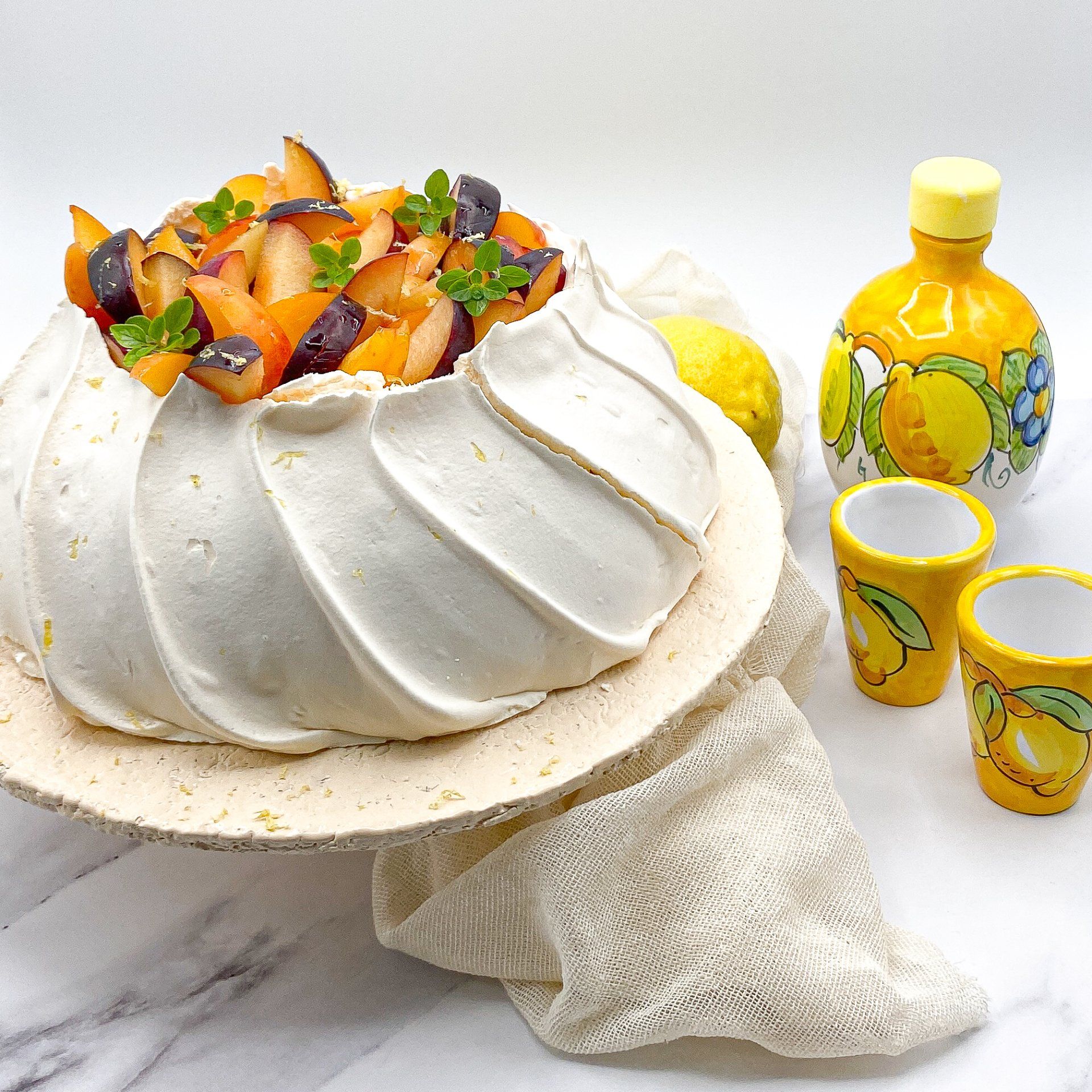 pavlova limoncello fruits