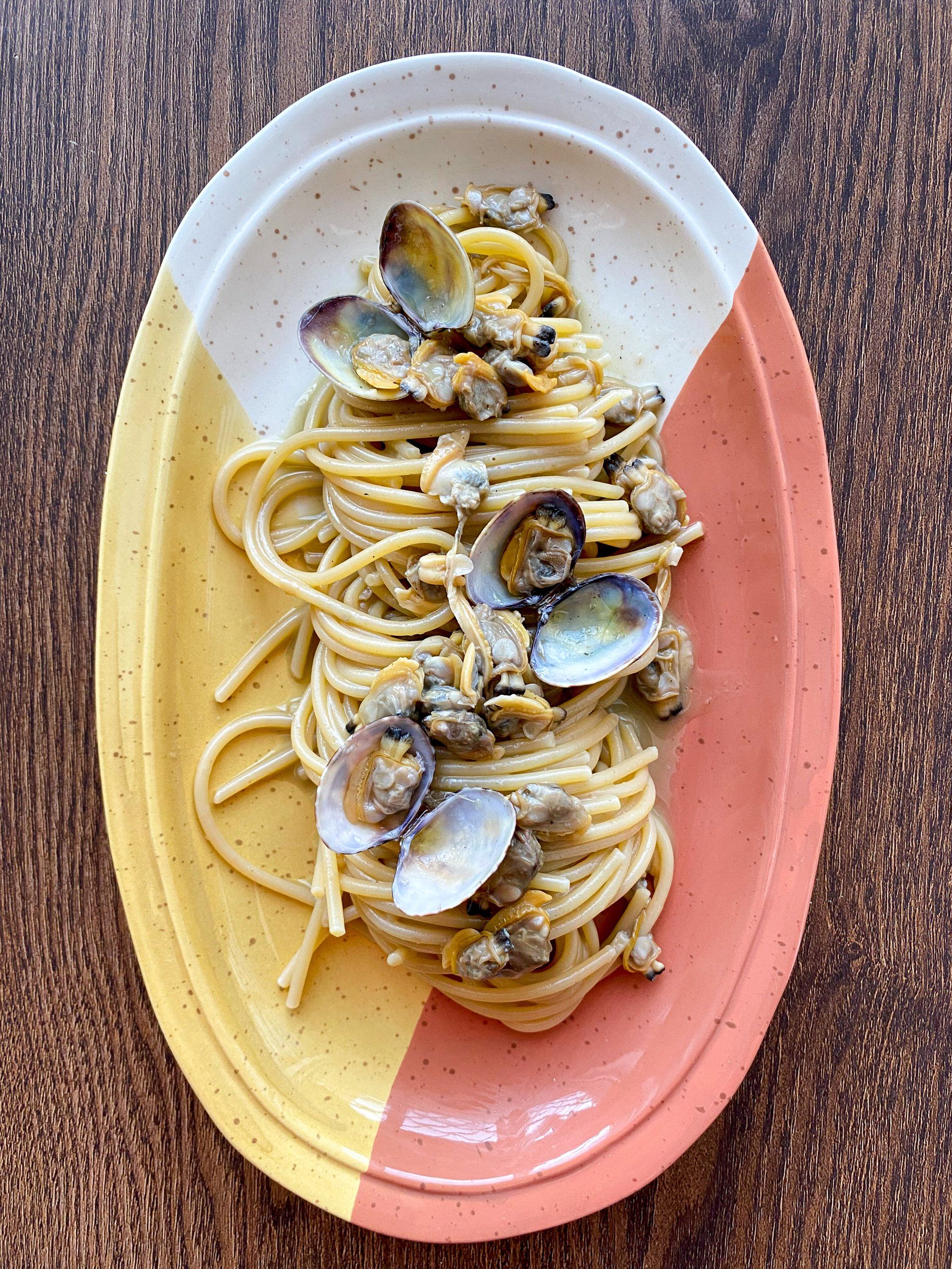spaghettoni pasta clams