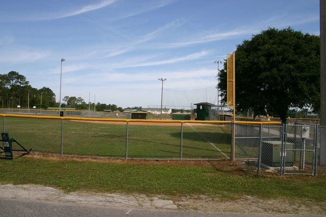 Outfield Fence — Yulee, FL — Creative Services & Fence Company Inc.