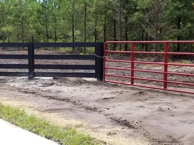 Gate — Yulee, FL — Creative Services & Fence Company Inc.