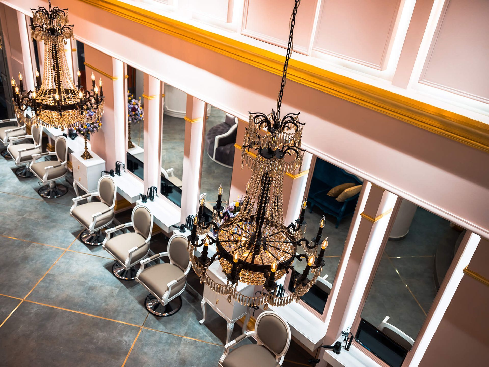 Classic Beauty Salon