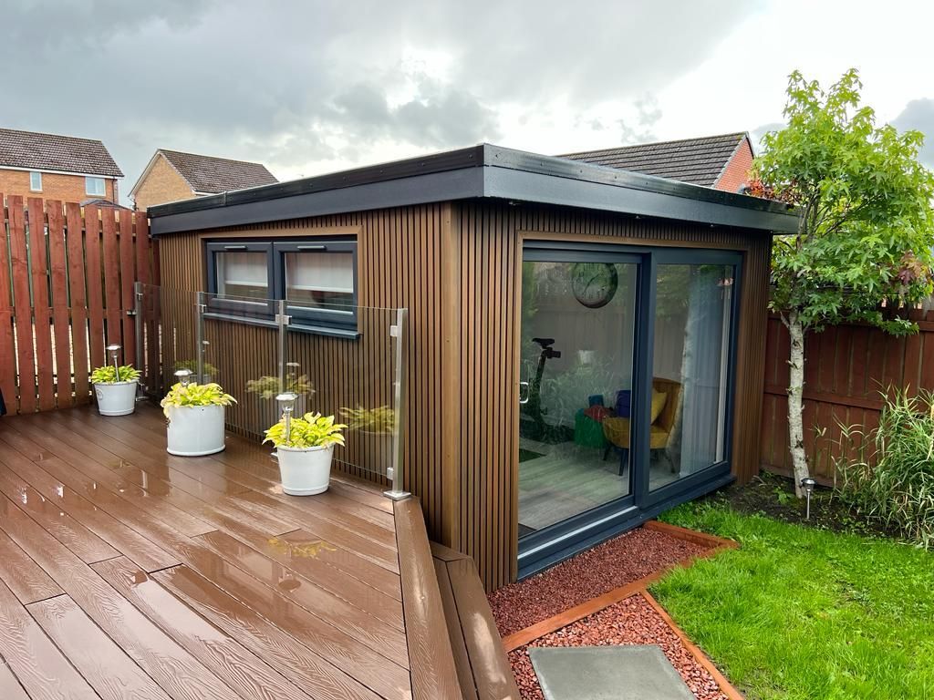 garden room with toilet 6m x 4m