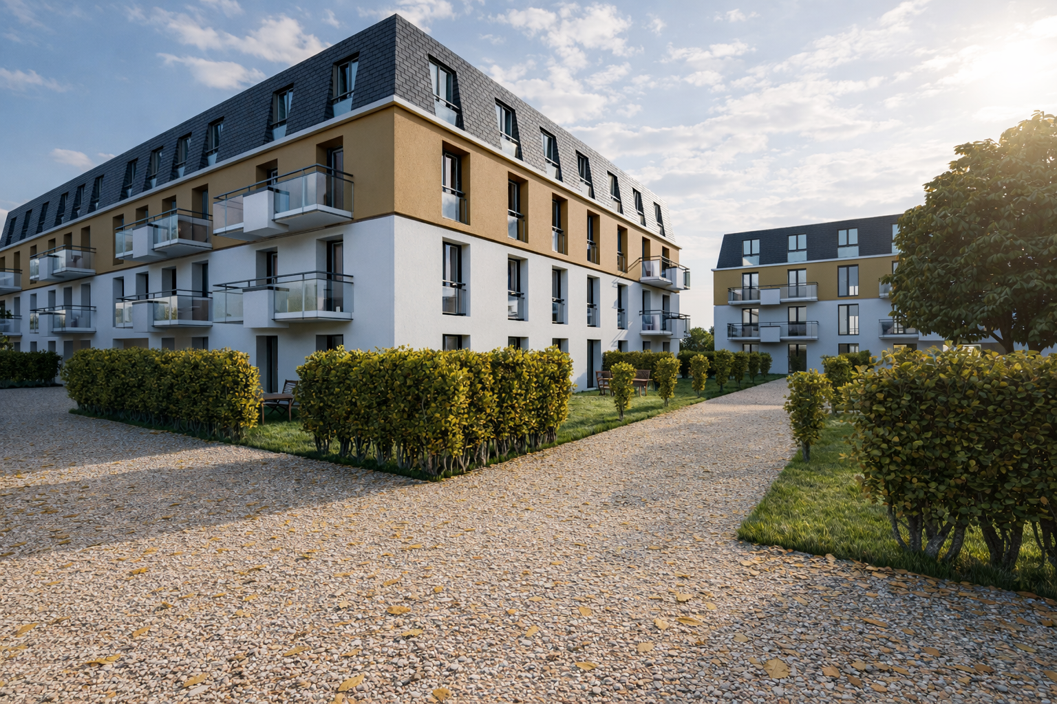 Un bâtiment commercial gris moderne se dresse à côté d'un arbre sans feuilles sous un ciel bleu, avec un parking pavé au premier plan.