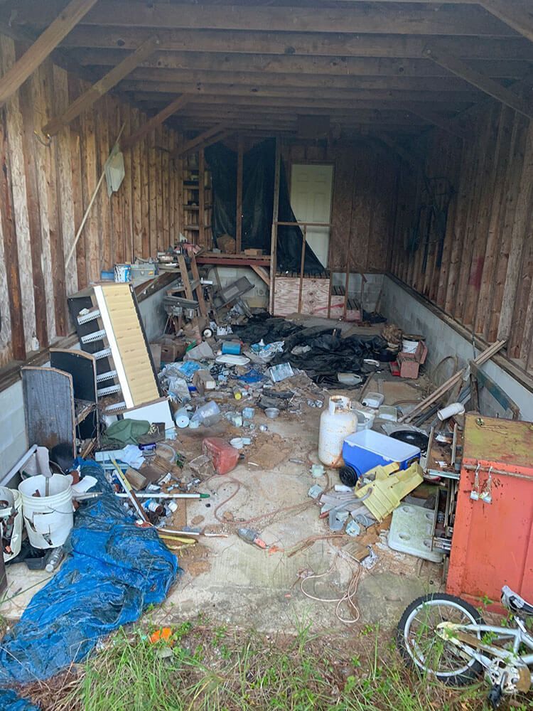 Garage Cleanout in Trenton, South Carolina results photo (before)