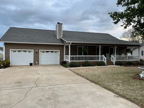 ROOFING CONTRACTOR SERVING ALL OF CALHOUN COUNTY, AL AND ETOWAH COUNTY, AL