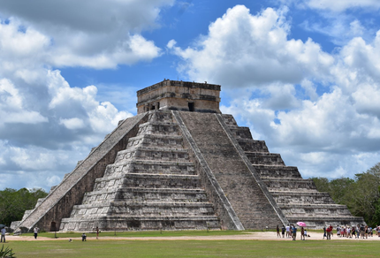 Op 25 juli, de dag buiten de tijd, zal ik met mensen vanuit 29 landen meedoen aan een mars voor Vrede bij de Piramides van Teotihuacan in Mexico (ligt op 19.5 graden).