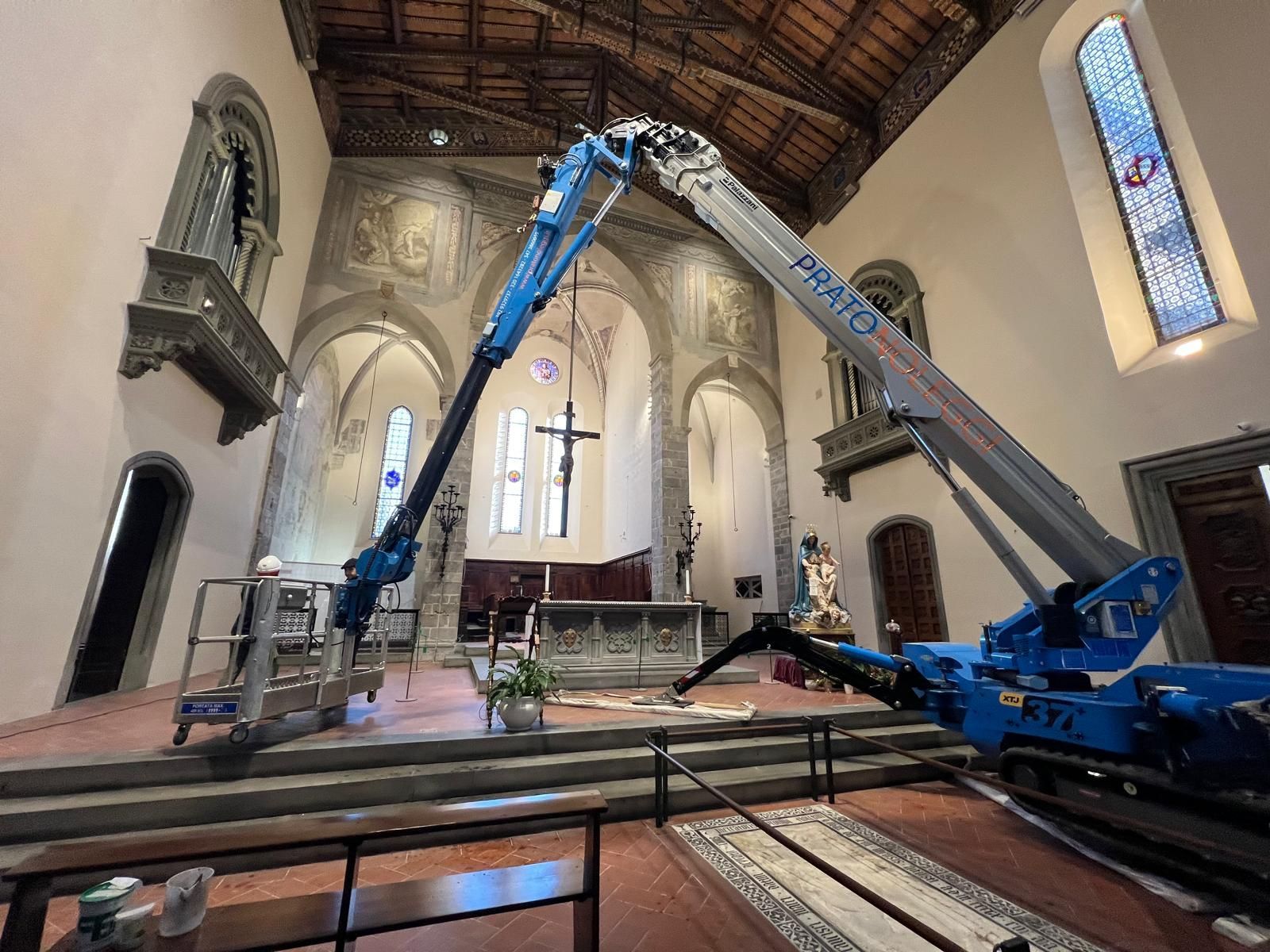 Piattaforma aerea a ragno 37 metri - Prato - Pratonoleggi