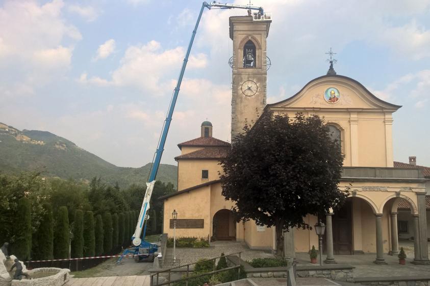 Piattaforma aerea a ragno 52 metri - Prato - Pratonoleggi