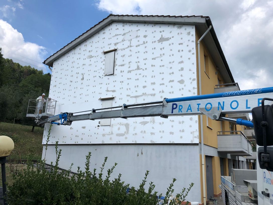 Realizzazione di cappotto termico con piattaforma