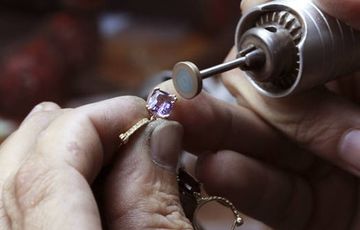 Restauro e riparazione gioielli Milano
